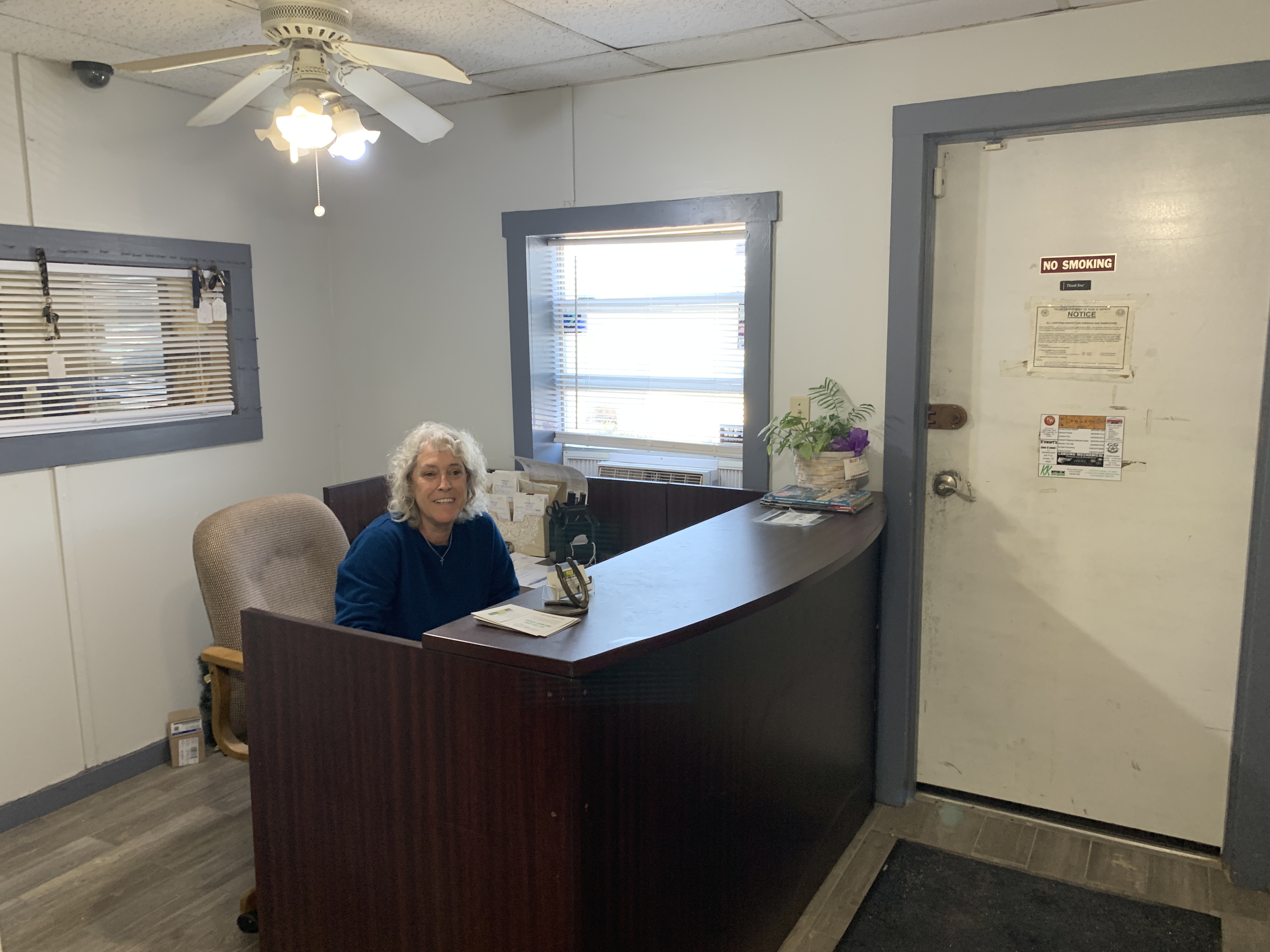 Friendly front desk staff ready to help customers at Affordable Auto Repair in Graham, TX